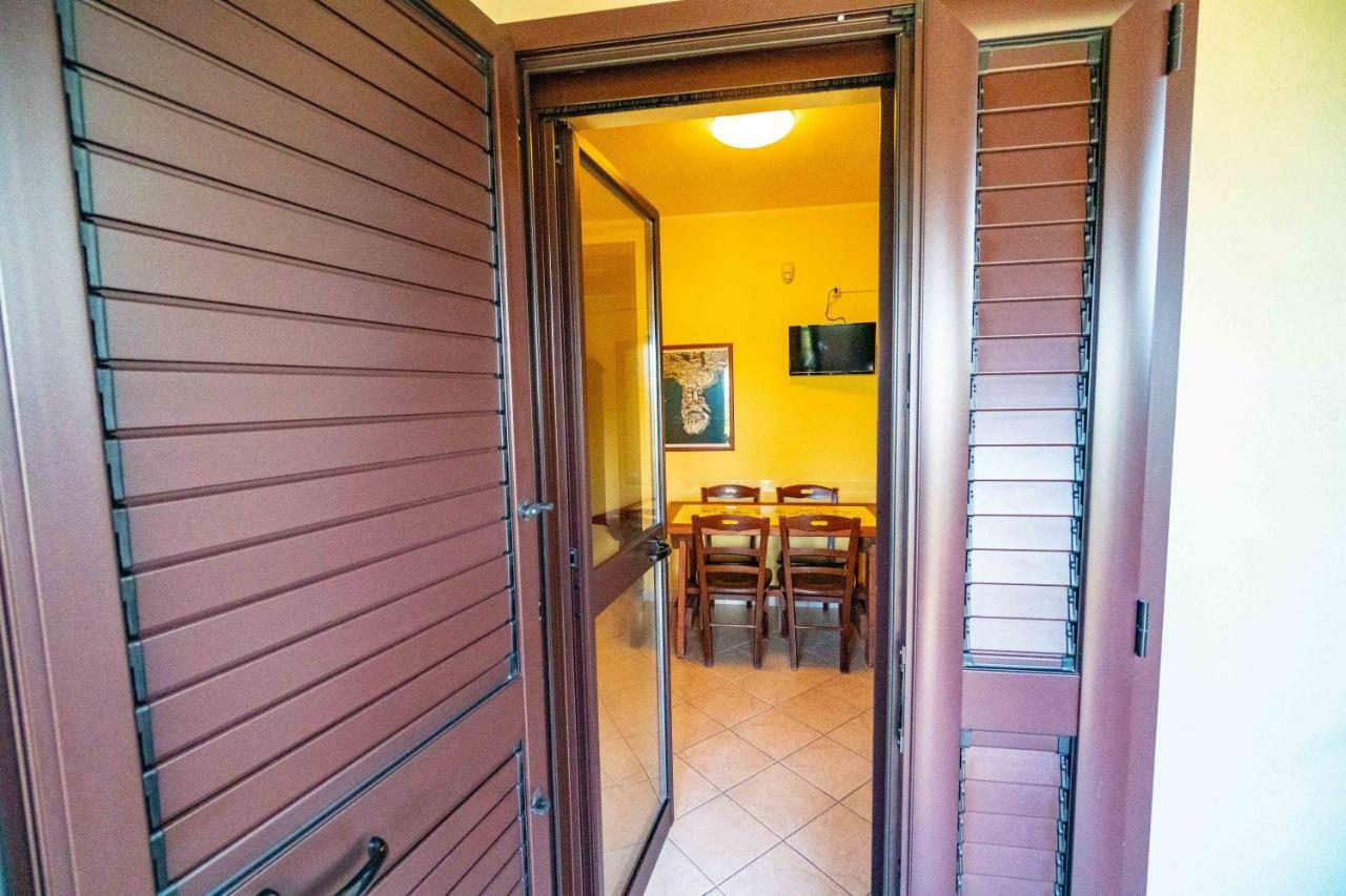 Villa Mapa - Appartamenti Vicino Al Mare Vieste Luaran gambar