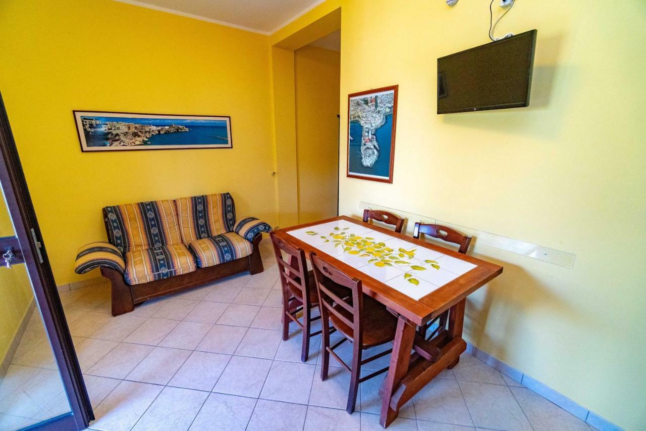 Villa Mapa - Appartamenti Vicino Al Mare Vieste Luaran gambar